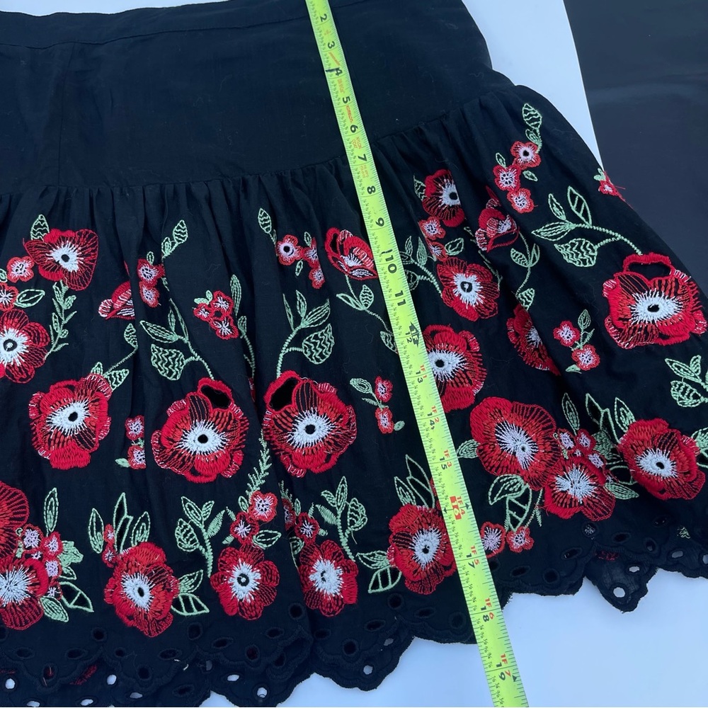 Anthropologie Women’s Size 6 Embroidered Skirt black Floral - Picture 6 of 6